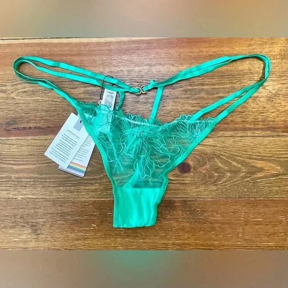 Bluebella | Vienna Thong in Green | Women’s US 14/2XL - Picture 1 of 3